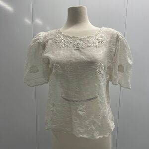 Vintage Lightweight Short Sleeve Shirt, cottage core, cream colored, large top